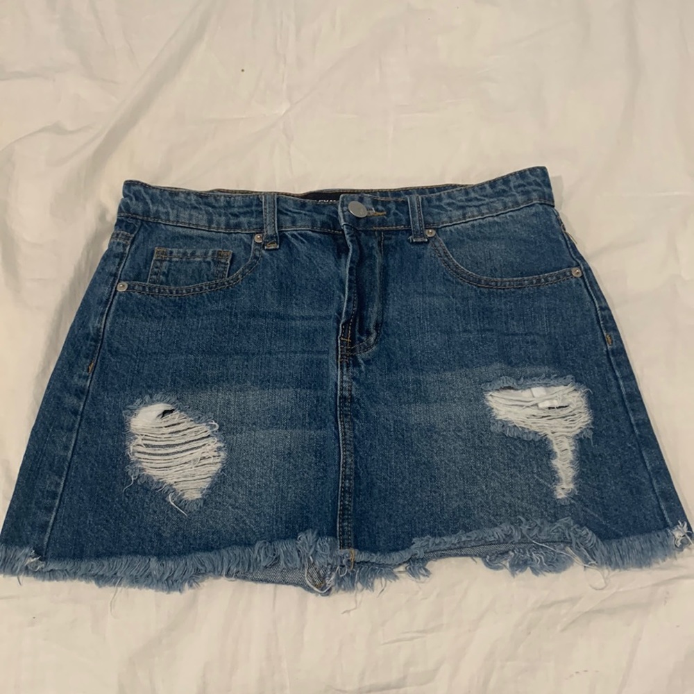 Jean mini ripped skirt